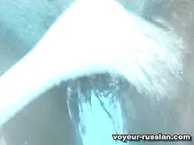 Волосатая пизда под душем