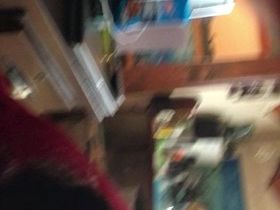 Телка под столом в кафешке сосал член парню и получила много спермы в ротик